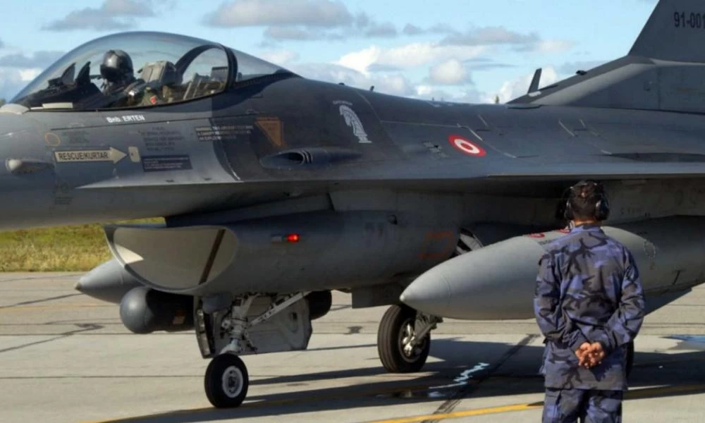 Τουρκικές παραβιάσεις: Χαμηλές πτήσεις πάνω από ελληνικά νησιά